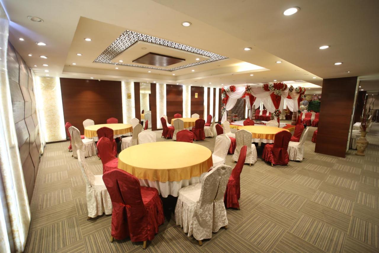The Byke Suraj Plaza Pure Veg, Thane Εξωτερικό φωτογραφία