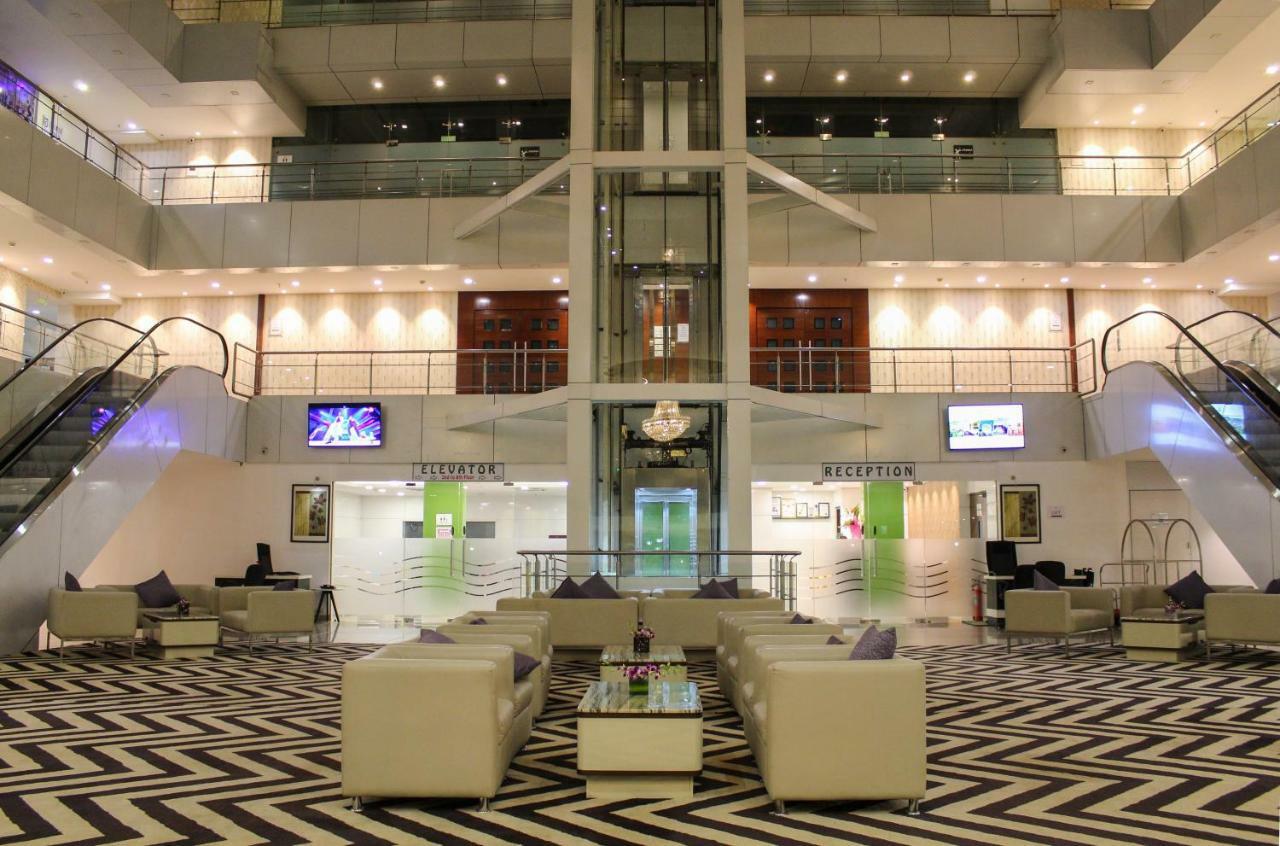 The Byke Suraj Plaza Pure Veg, Thane Εξωτερικό φωτογραφία
