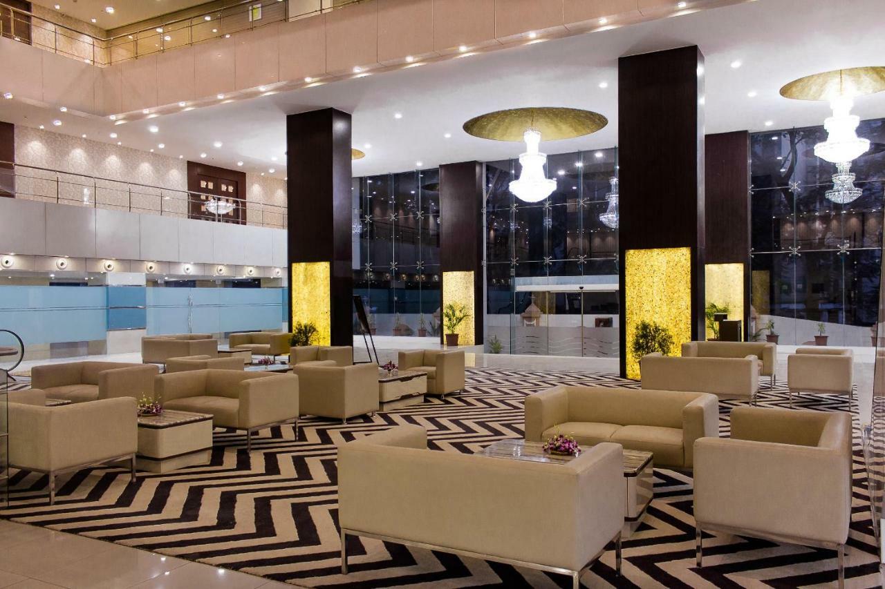 The Byke Suraj Plaza Pure Veg, Thane Εξωτερικό φωτογραφία